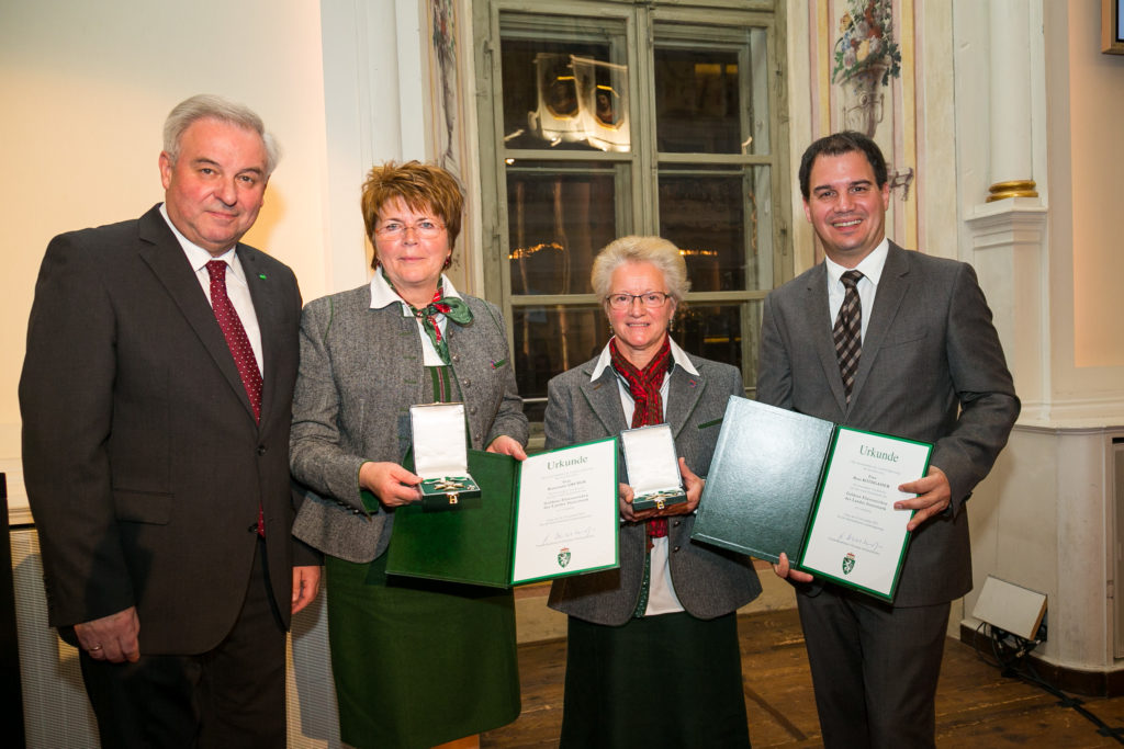 h364-goldene-ehrenzeichen-des-landes-steiermark_gruberkothgasser